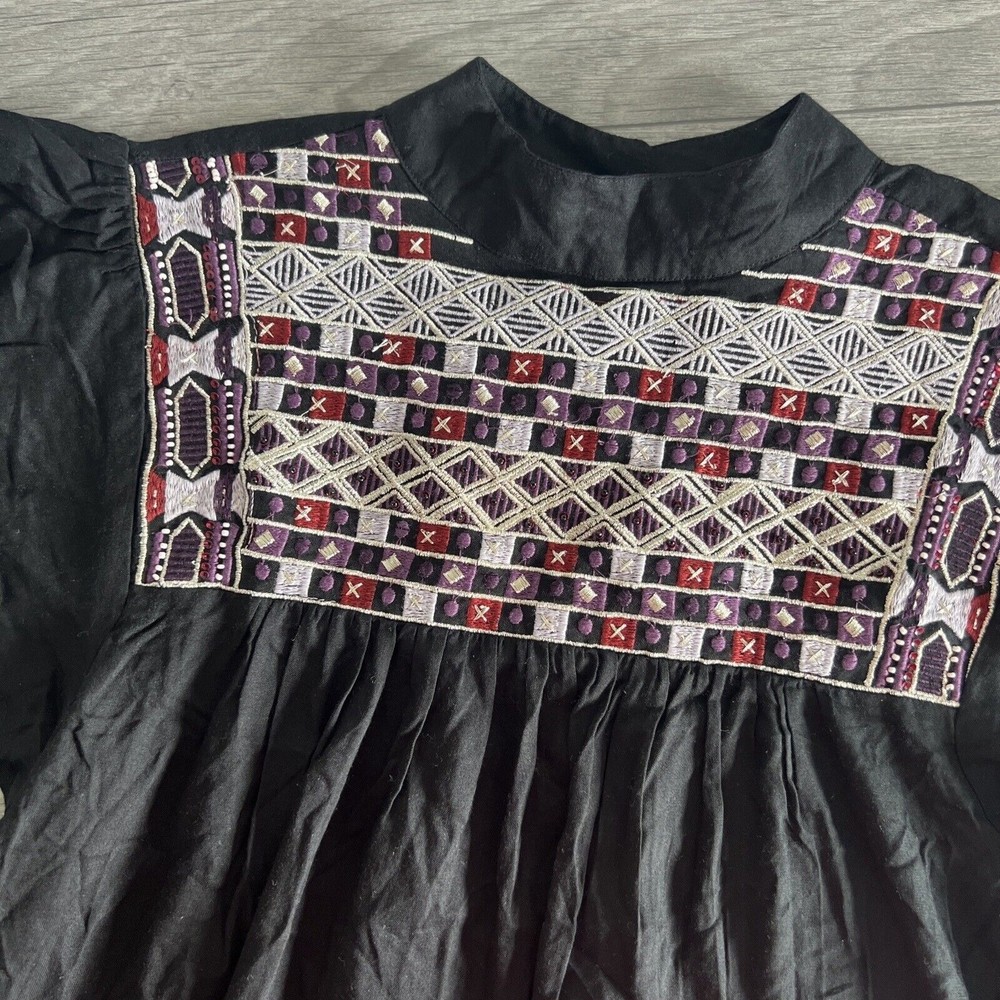 Raga Sample Diana Black Embroidered Short Sleeve Yoke Top Size Small